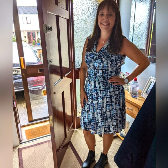 Karl Lagerfeld sleeveless dress - Picture 2 of 11